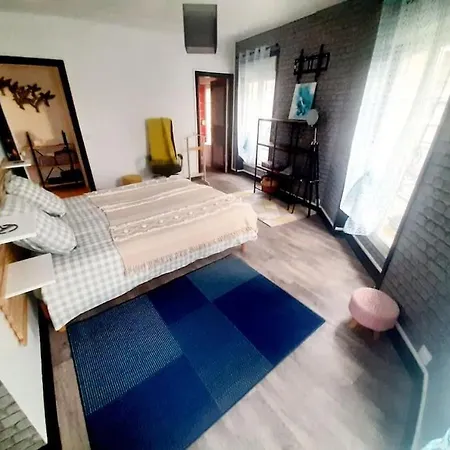 Apartment Maison De Au Centre De Fismes